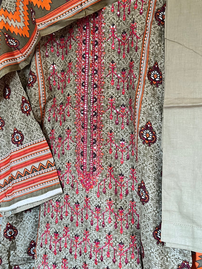 Pakistani cotton salwar kameez with sequins work