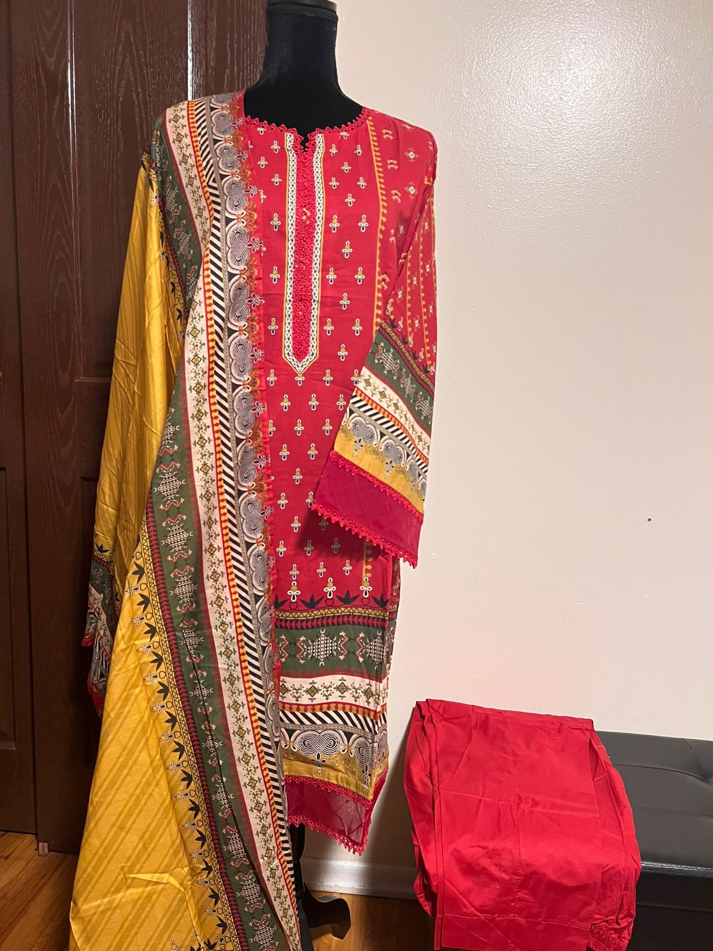 Bin Saeed Printed Lawn Ensemble - Elegance in Every Stitch