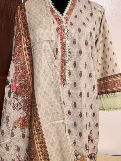 Bin Saeed Printed Lawn Ensemble - Elegance in Every Stitch